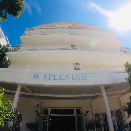 Splendid Alojamento de Acomodação e Pequeno-almoço Milano Marittima